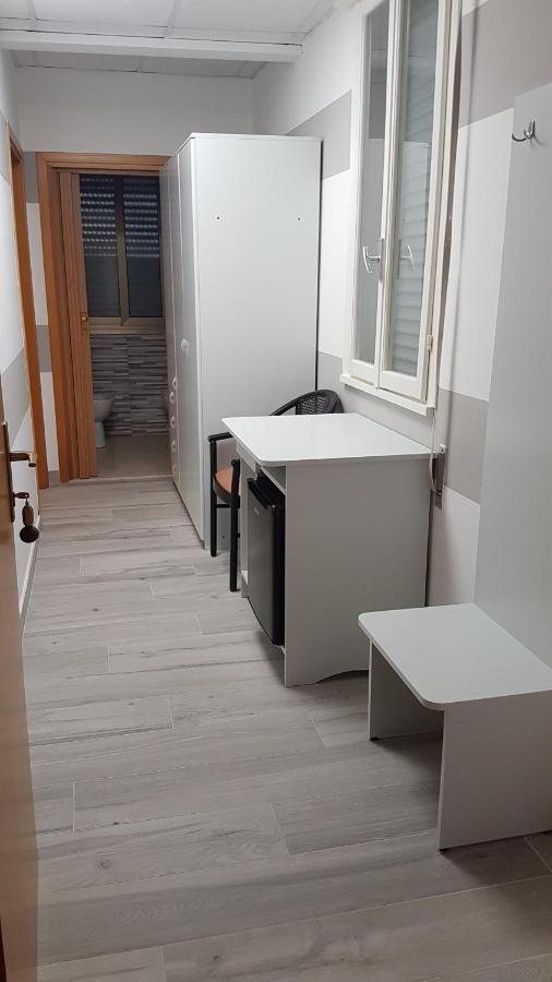Albergo Paris Sottomarina Bagian luar foto